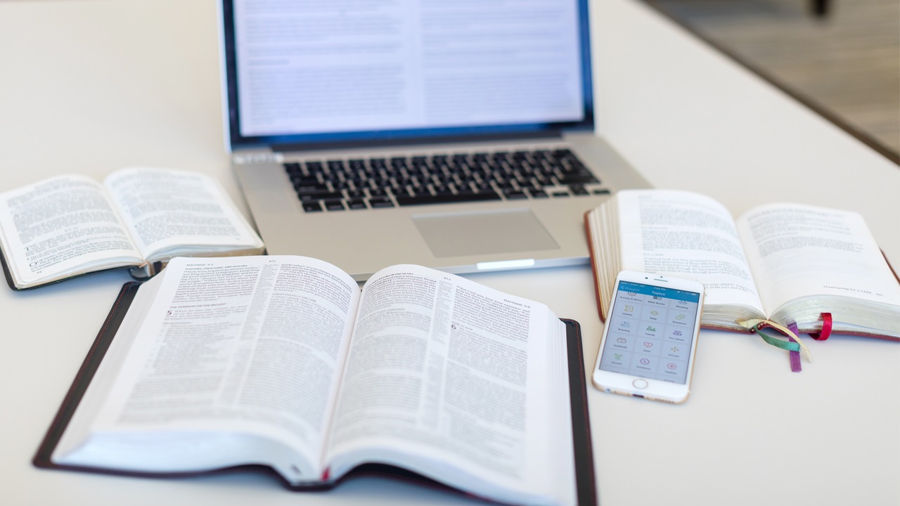 Patterns of Prayer: Ancient and Modern Tools for Reading Scripture and Communing with God