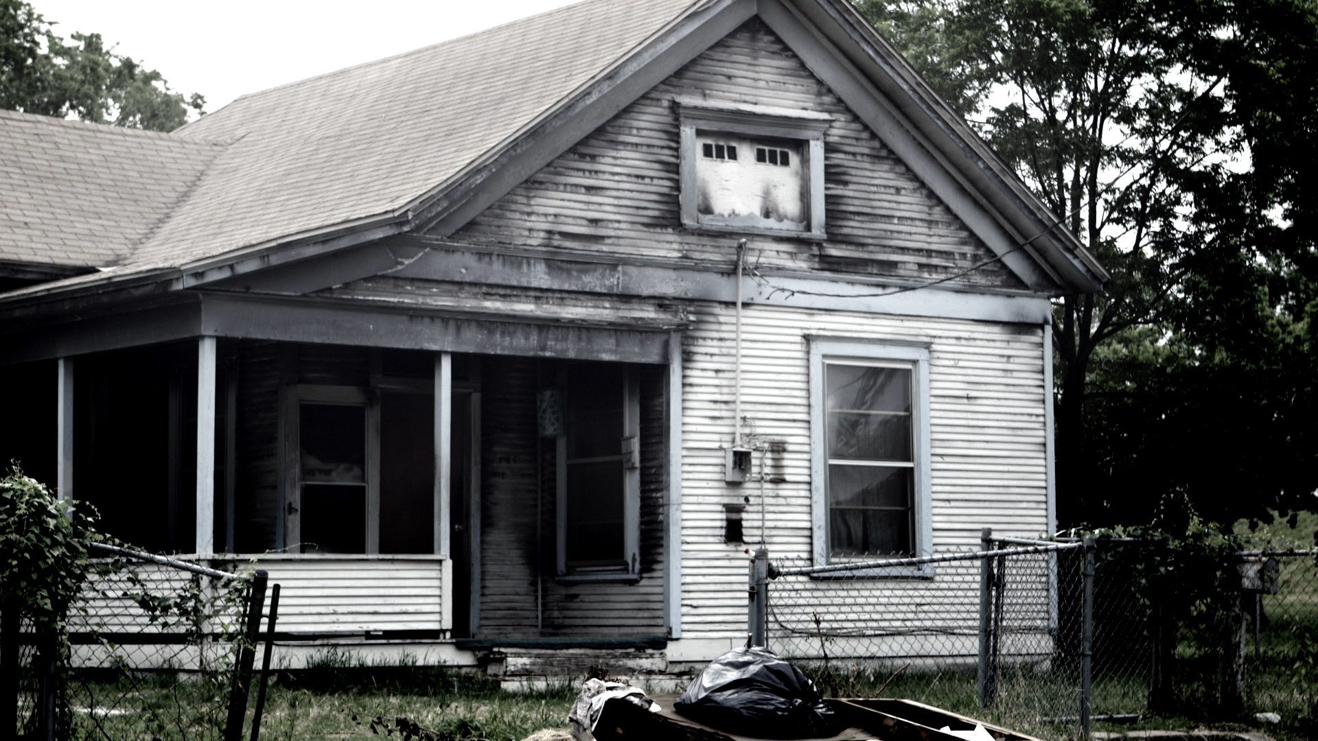 Reverend Christopher Simmons revitalizes “war-zone” community with Chris Simmons